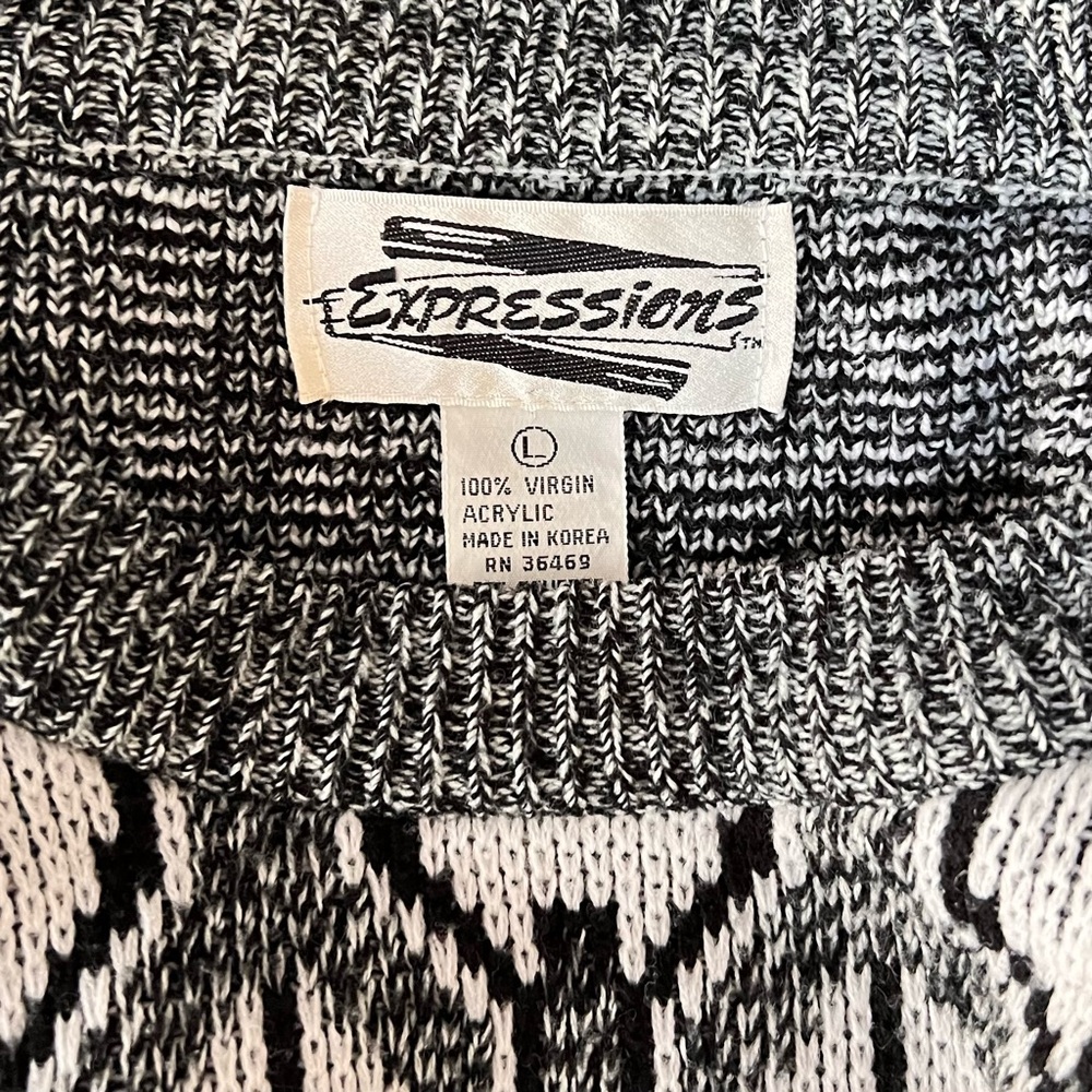 Expressions Vintage Abstract Pattern Sweater - image 4